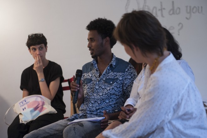 Beatrice Catanzaro, Kolar Aparna: A metaphorical approach to migration and borders: Voices from Bolzano, Photo: Ivo Corrà, 2016